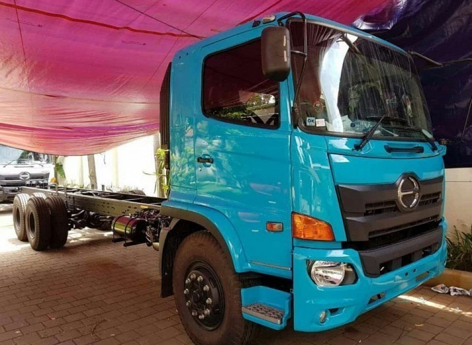 HINO RANGER FL 260 JW, FL 260 JW ABS, FL 280 JW 6x2, FM 280 JW 6x4 Hasil Repaint Cabin, bisa dibuat model BAK, BOX, WINGBOX, LOSBAK, LOGGING, TOWING, CRANE, SELFLOADER, TANKI SAWIT, TANKI KIMIA, hubungi Herman 0812-8322-6966