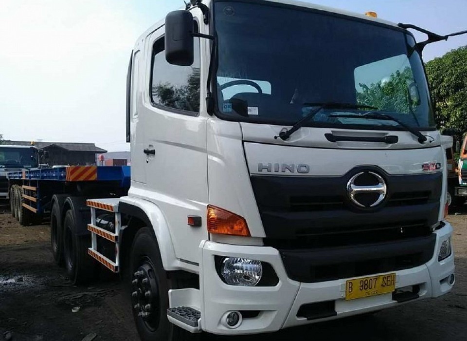HINO RANGER Tractor Head FM 280 TH, FM 280 TH ABS Tronton 10 roda 6x4, bisa dibuat model Trailer 20 & 40 feet FLATBED, BAK, WINGBOX, TANKI, lebih lanjut silahkan hubungi Herman 0812-8322-6966