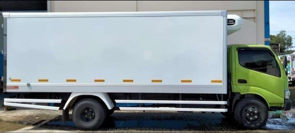 HINO DUTRO 136 MDL STD & 136 HDL gardan 6.4 PS Cargo Long Chasis Terpanjang diKelasnya 5.5 dan 5.83 meter BOX FREEZER, bisa dibuat model BAK, BOX, WINGBOX, LOSBAK, hubungi Herman 0812-8322-6966