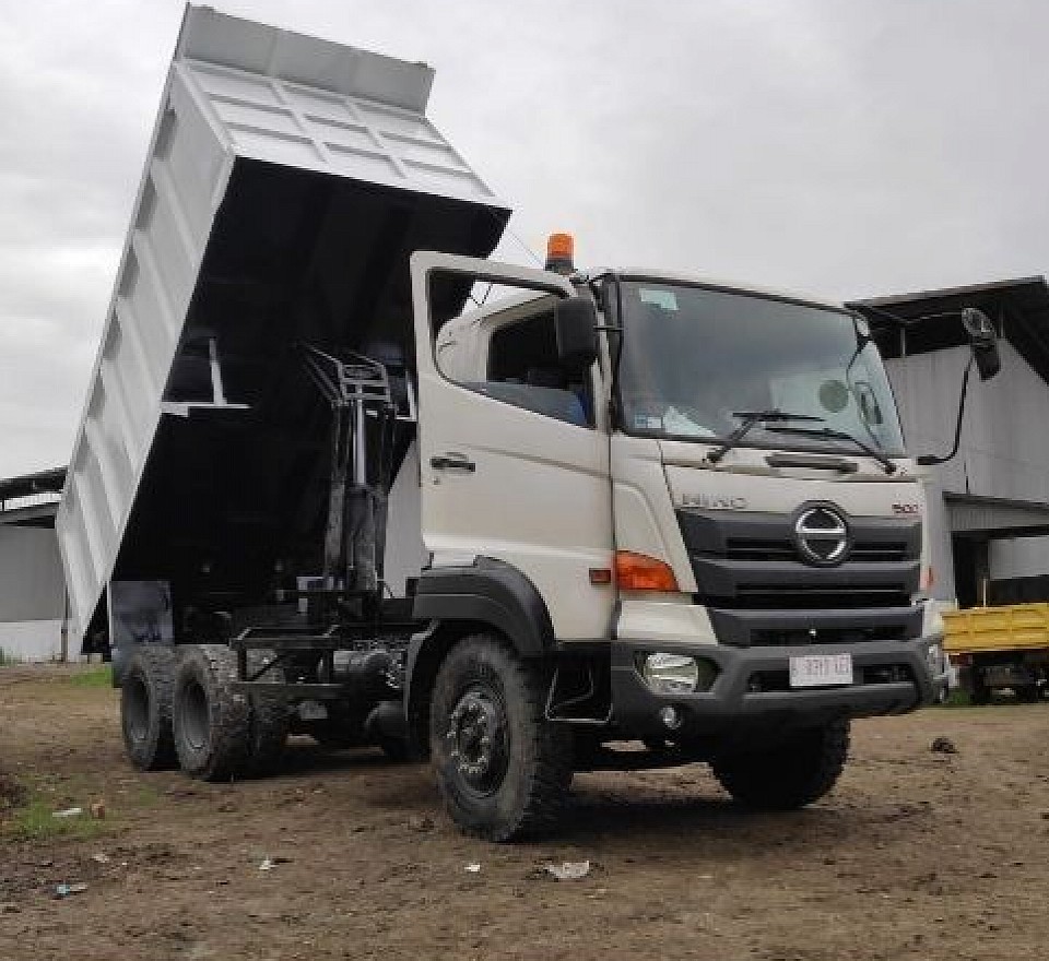 HINO RANGER FM 340 PL Mining dan FM 340 PD Mining Tronton 10 roda 6x4 DumpTruk for Tambang, bisa dibuat model BAK, BOX, WINGBOX, LOSBAK, LOGGING, CRANE, DUMP, TANKI, lebih lanjut silahkan hubungi Herman 0812-8322-6966